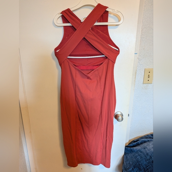 NWOT Lululemon Picnic Play Dress - Size 10 - Brick Rose - Picture 7 of 9